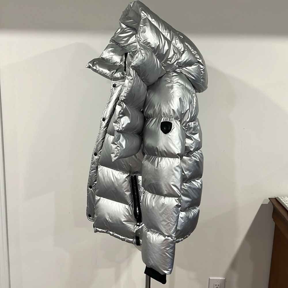 RUDSAK Shimmering Silver Puffer Coat - Picture 3 of 12